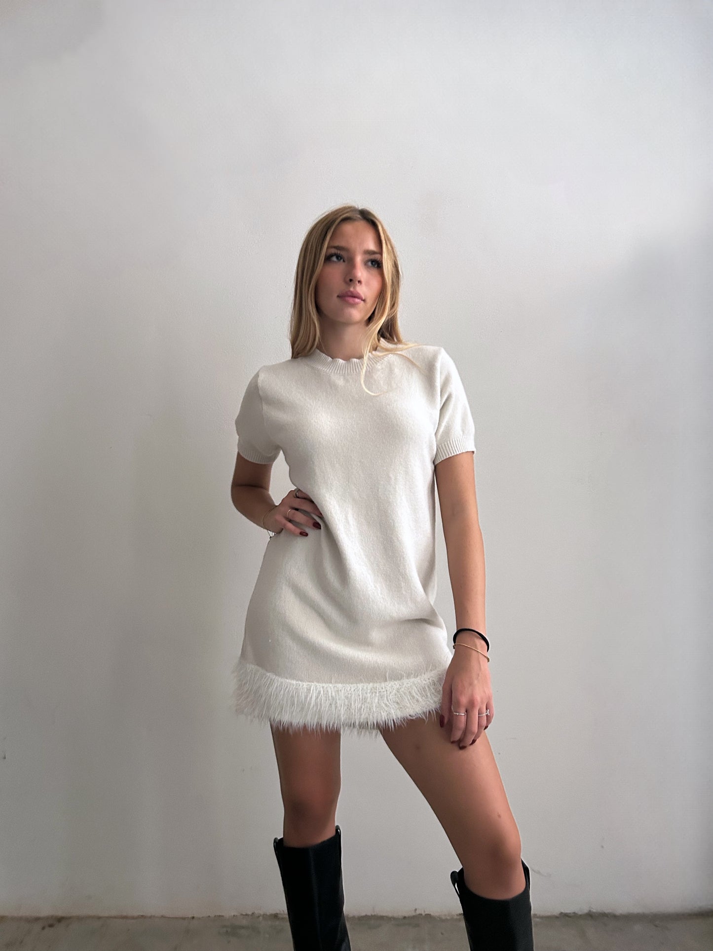 ABITO PIUME IN MAGLIA - Beige