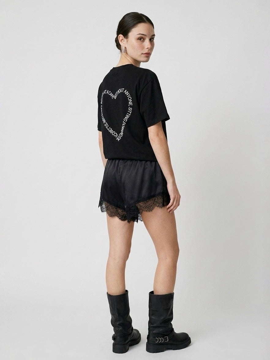 T-SHIRT CUORE NERA